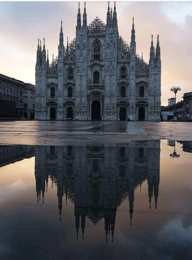 Grazioso Bilocale A 100 Mt Dalla Metropolitana Sesto San Giovanni Luaran gambar